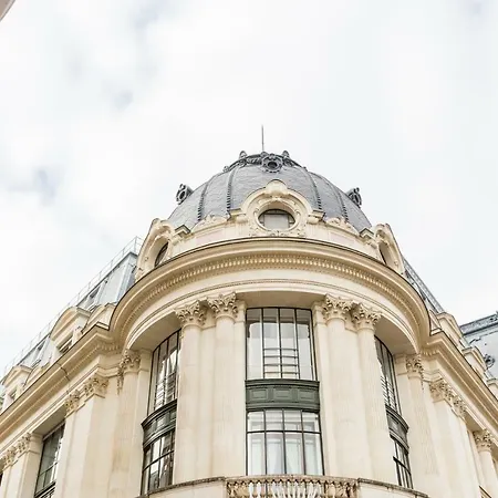 Veeve - Modish Style By The Palais Royal * Parigi